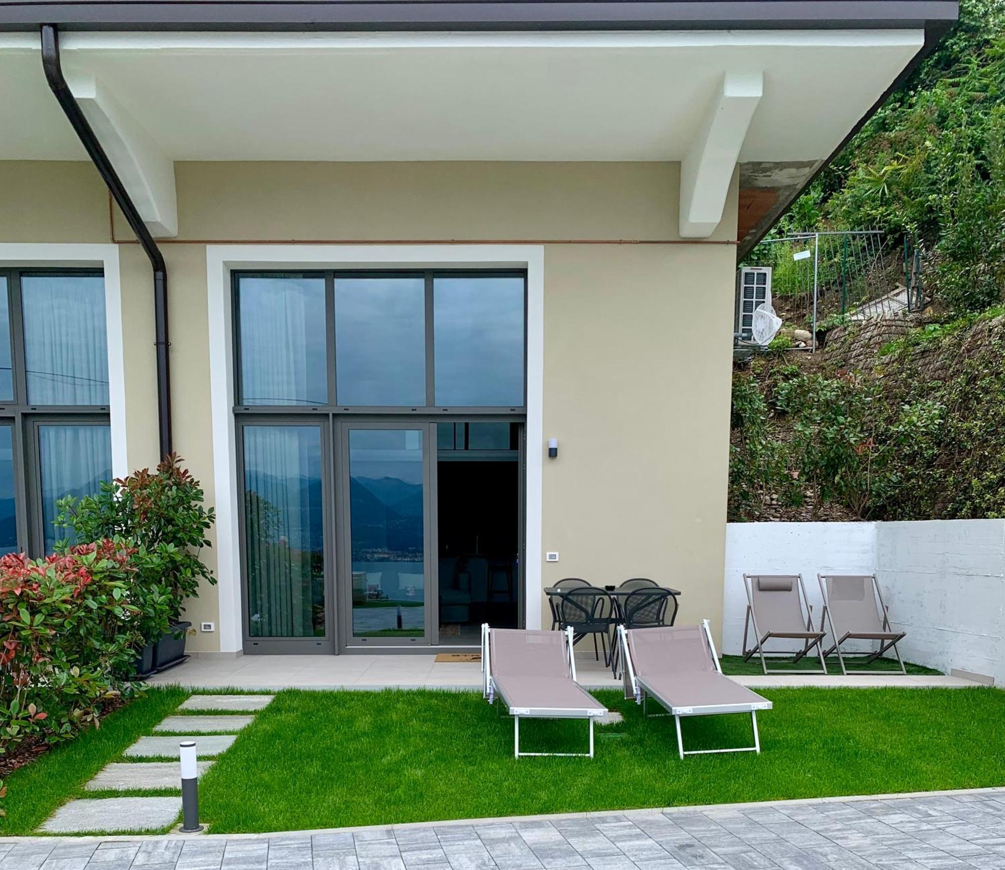 Panorama Loft Apartments Stresa Exterior photo